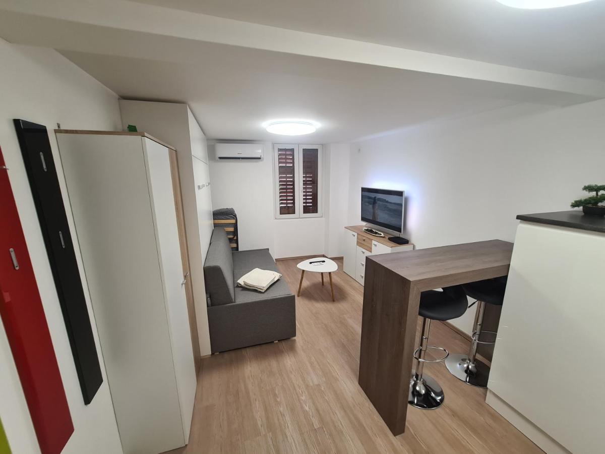 Apartma Sasko Appartement Izola Buitenkant foto